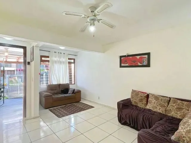 Imagem: Casa de 2 Dormitórios À Venda Rua Heitor