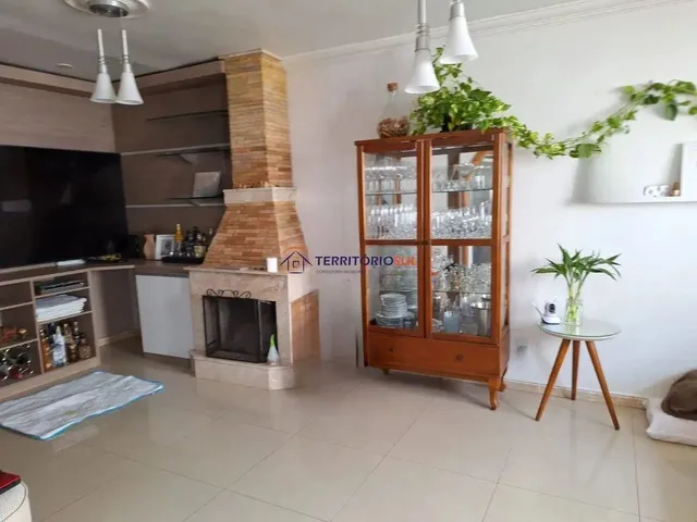 Imagem: Casa em Condomínio À Venda com 3 Quartos