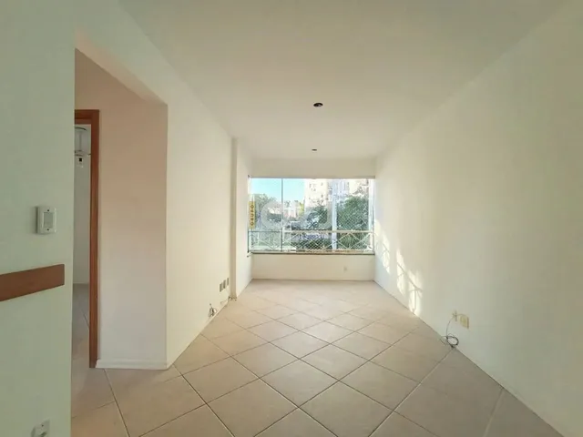 Imagem: Apartamento de Dois Lados À Venda no Bairro