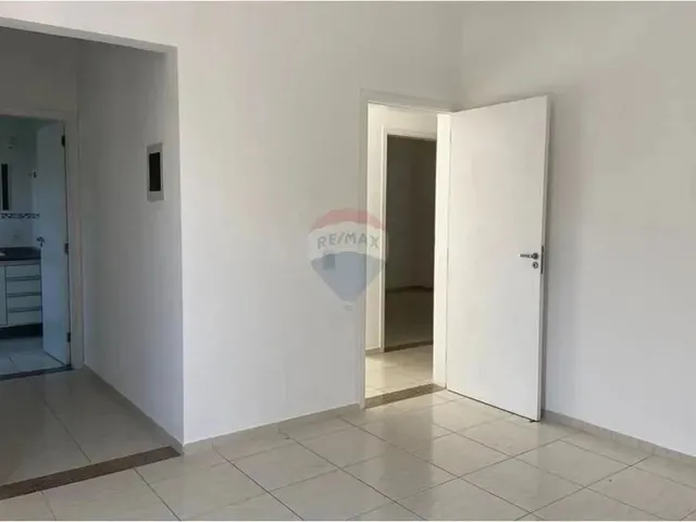 Imagem 2: Aluga-Se Casa com 3 Suítes, Escritório e Área Verde - Terras de São Francisco