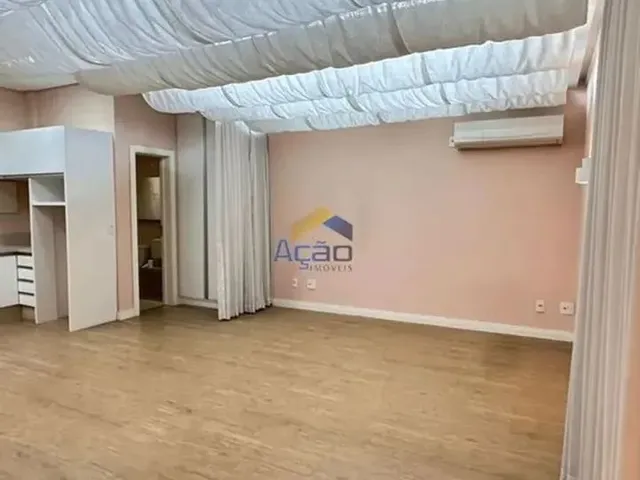 Imagem 2: Sala Comercial para Locação - Semi Mobiliada com 108M² no Bairro Centro em Itajaí/Sc
