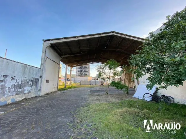 Imagem: Galpão Aberto para Alugar no Centro - Itajaí