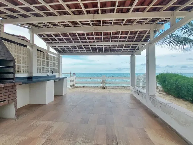 Imagem: A casa possui 3 Dormitórios, 1 Suíte, 3 Banheiros, 4