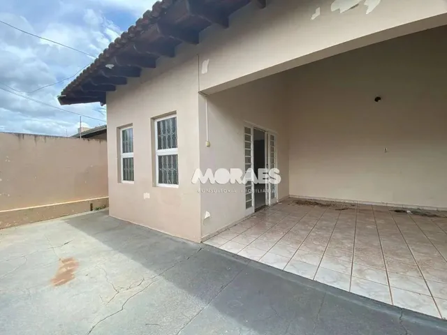 Imagem: Casa com 3 Quartos, 1 Suíte, 2 Vagas, 120