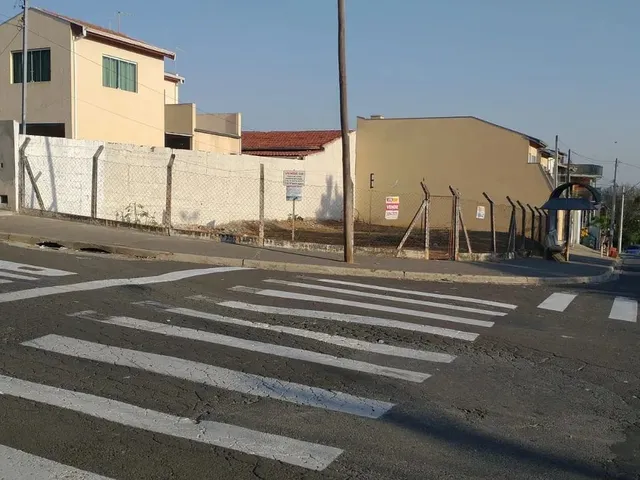 Imagem: Terreno de 283M2 de Frente para o Parque