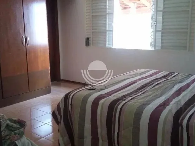 Imagem 5: Chácara À Venda em Campinas, Parque Xangrilá, com 4 Quartos, com 1100 M², Parque