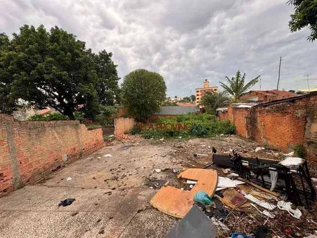 Imagem: Terreno À Venda, 586 M² por R$ 215.000