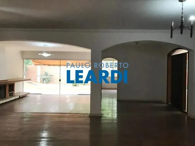 Imagem: Casa Térrea - Alto de Pinheiros - Sp