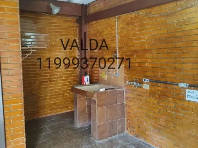 Imagem 7: Linda Casa Térrea e Localização Excelente Ao Lado de Conduções e Comércios