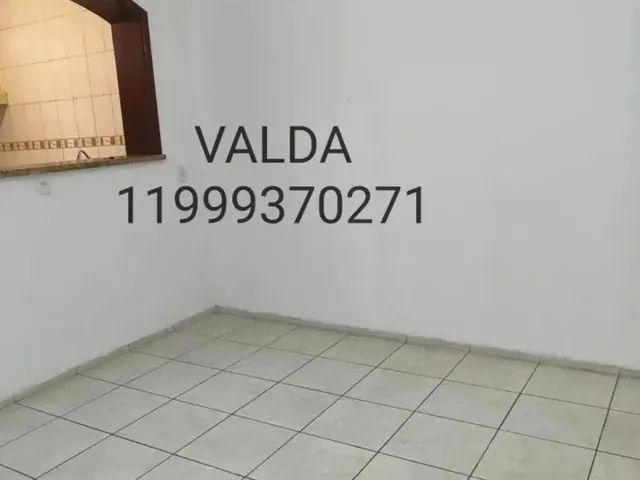 Imagem 11: Linda Casa Térrea e Localização Excelente Ao Lado de Conduções e Comércios