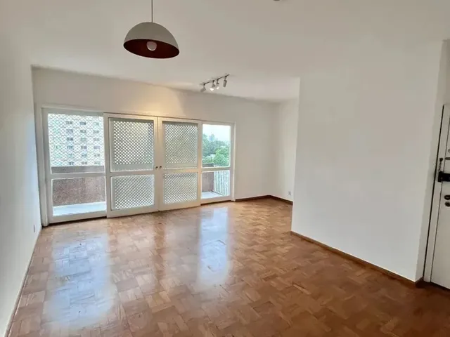 Imagem: 124521-Apto com 3 Quartos Grandes na Frente