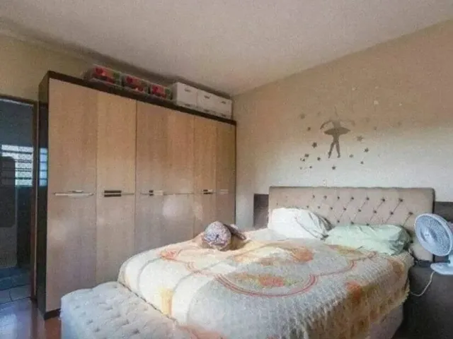 Imagem 10: Casa com 8 Dormitórios À Venda, 470 M² por R$ 1.300.000,00 - Vila Valparaíso - Santo