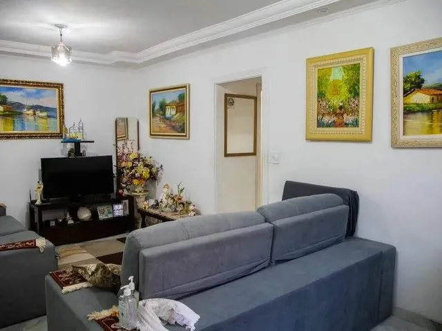 Imagem: A casa possui 4 Dormitórios, 2 Suítes, 3 Banheiros, 2