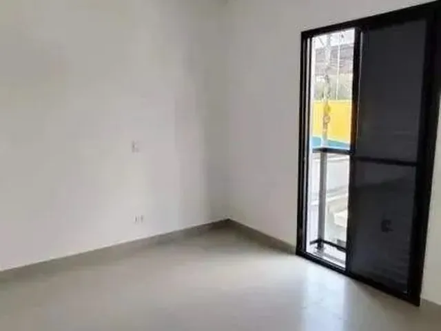Imagem: O apartamento possui 2 Dormitórios, 1 Suíte, 2 Banheiros,