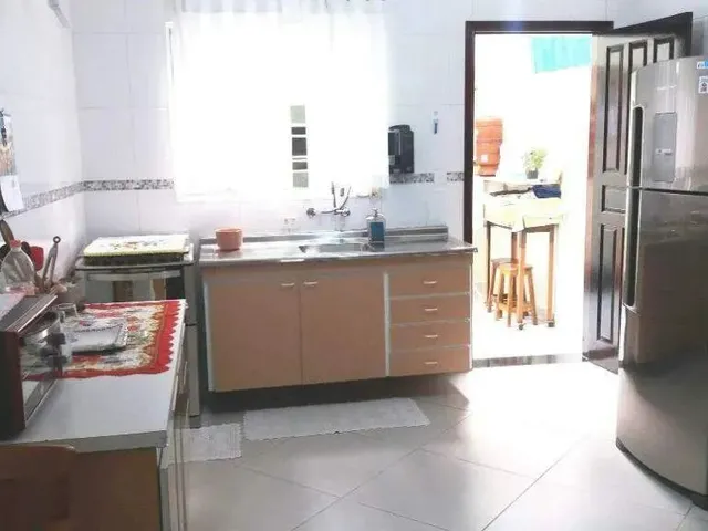 Imagem: Sobrado com 3 Dormitórios À Venda, 162