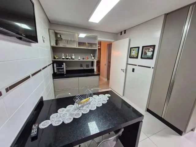 Imagem 5: Apartamento com 3 Dormitórios À Venda, 130 M² por R$ 1.390.000,00...