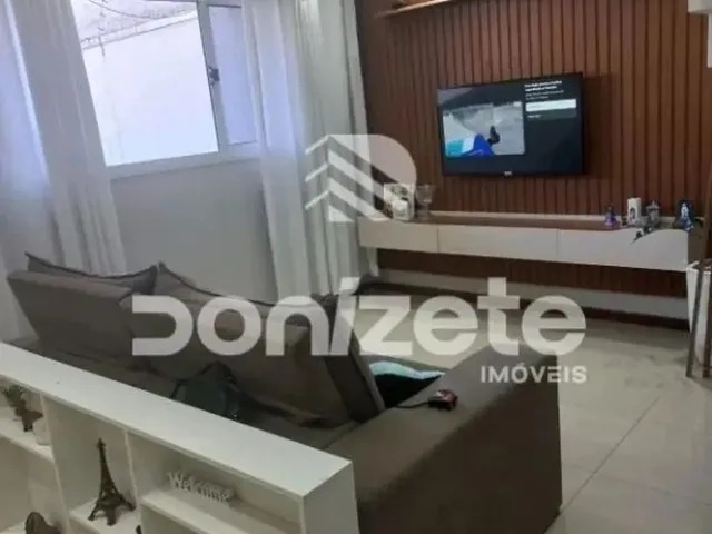 Imagem: Sobrado Á Venda em Utinga com 3 Dormitórios