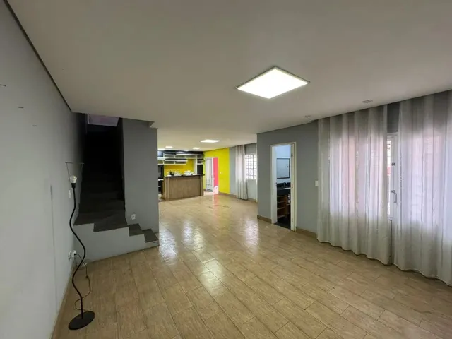 Imagem: Sobrado Residencial com 3 Suítes em Vila