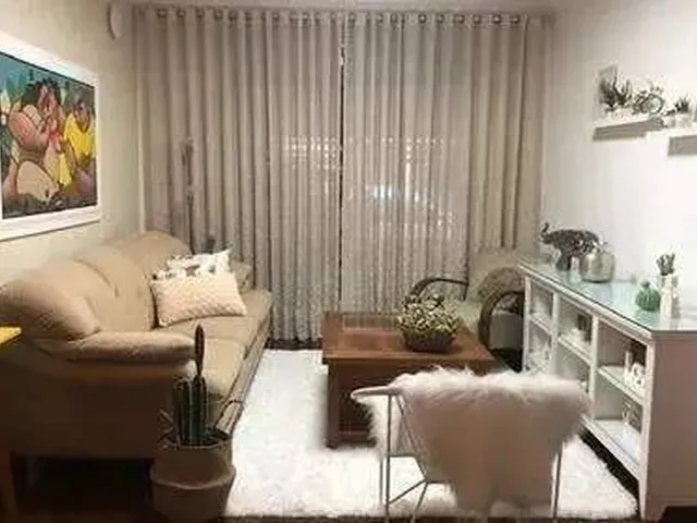 Imagem: A casa possui 3 Dormitórios, 2 Suítes, 5 Banheiros, 2