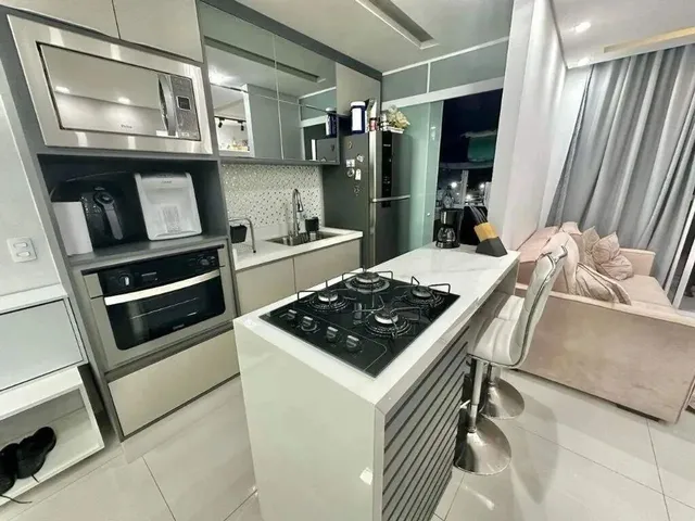 Imagem: O apartamento possui 2 Dormitórios, 1 Banheiro, 1 Vaga na