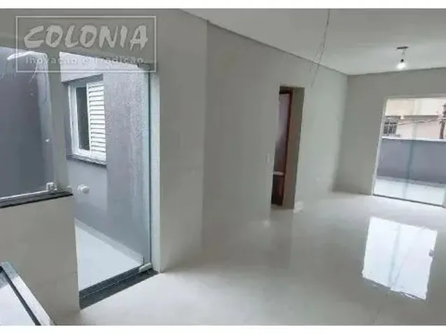 Imagem: O apartamento possui 2 Dormitórios, 1 Suíte, 2 Banheiros,