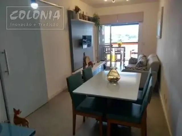 Imagem: O apartamento possui 2 Dormitórios, 1 Banheiro, 2 Vagas na