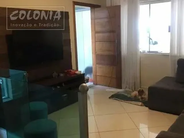Imagem: A casa possui 3 Dormitórios, 1 Suíte, 5 Banheiros, 2