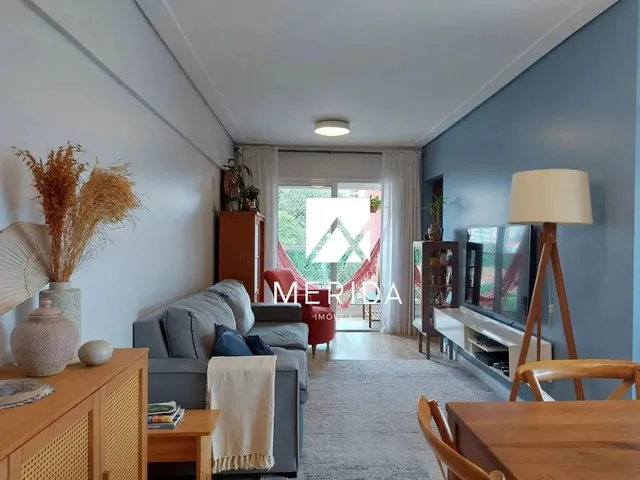 Imagem: O apartamento possui 2 Dormitórios, 1 Suíte, 2 Banheiros,