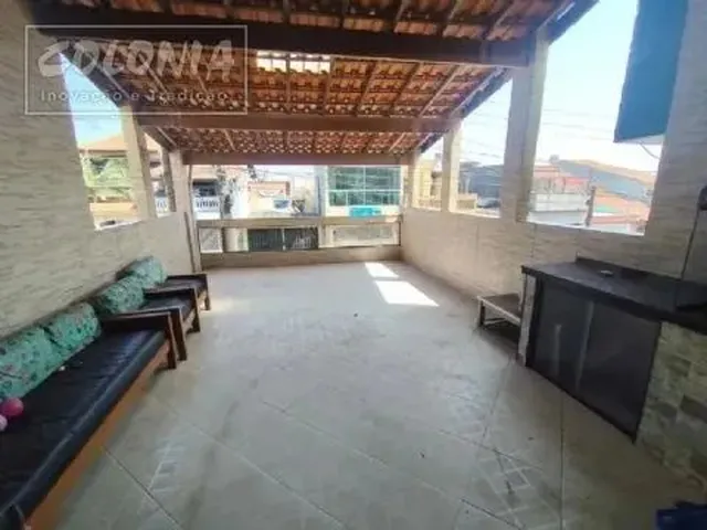 Imagem: Sobrado a Venda - Parque Gerassi, Santo