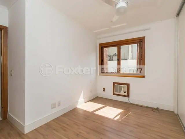 Imagem 8: Apartamento a venda de 2 (dois) dormitórios, 2 (duas) vagas cobertas, na Avenida Coronel