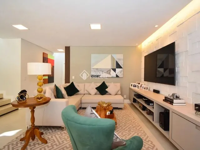 Imagem 12: Casa Impecável com 4 Quartos, Sendo 2 Suítes + Escritório