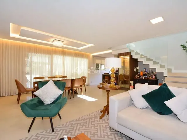 Imagem 15: Casa Impecável com 4 Quartos, Sendo 2 Suítes + Escritório