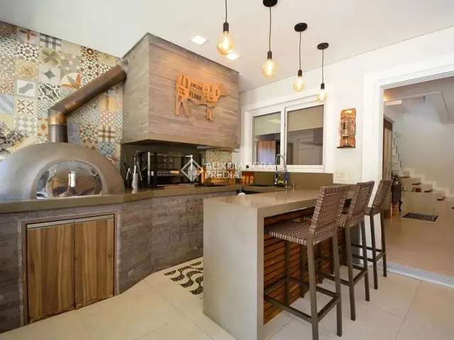 Imagem 5: Casa Impecável com 4 Quartos, Sendo 2 Suítes + Escritório