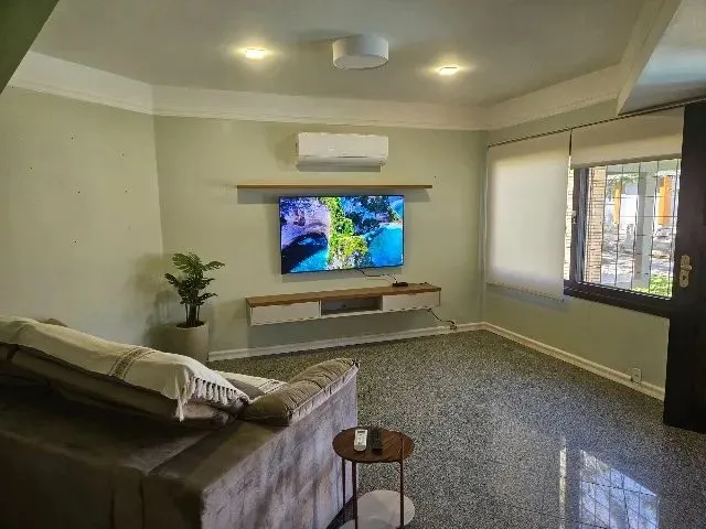 Imagem 3: Casa 3 Quartos, 3 Suítes, 2 Lavabos, Condomínio