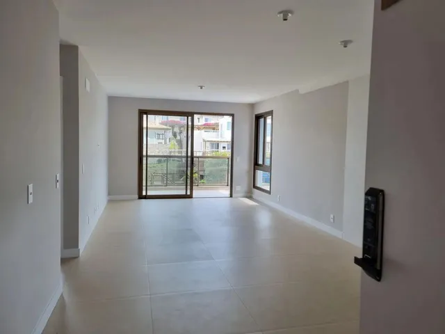 Imagem 4: Cobertura para Venda em Florianópolis, Ingleses do Rio Vermelho, 2 Dormitórios, 1