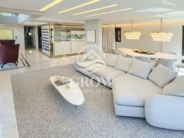 Imagem 6: Duplex Exclusivo em Jurerê com Suíte Master e Hidromassagem de Frente para o Mar