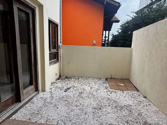 Imagem 2: Venda Casa em condomínio com 3 dormitórios