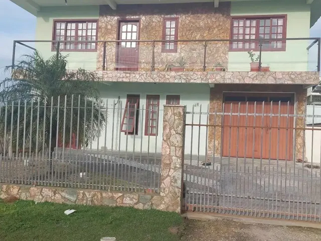 Imagem: Sobrado em Rua da Palmeira Real - Vargem