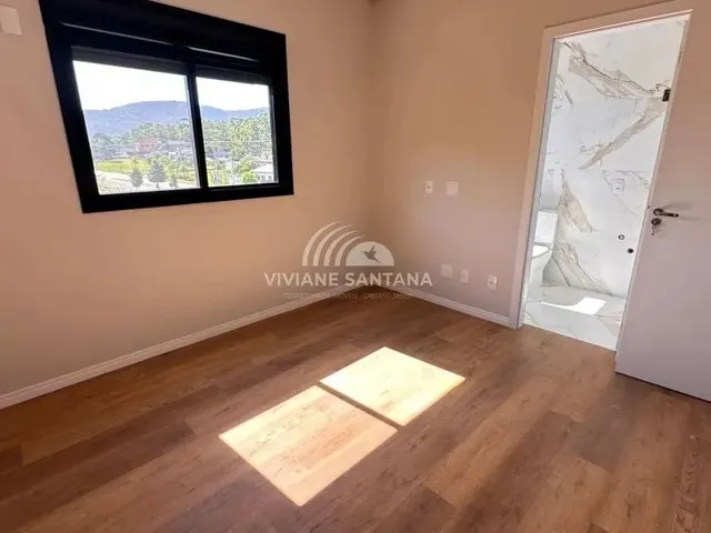 Imagem 6: Casa para Venda em Florianópolis, São João do Rio Vermelho, 3 Dormitórios, 3 Suítes