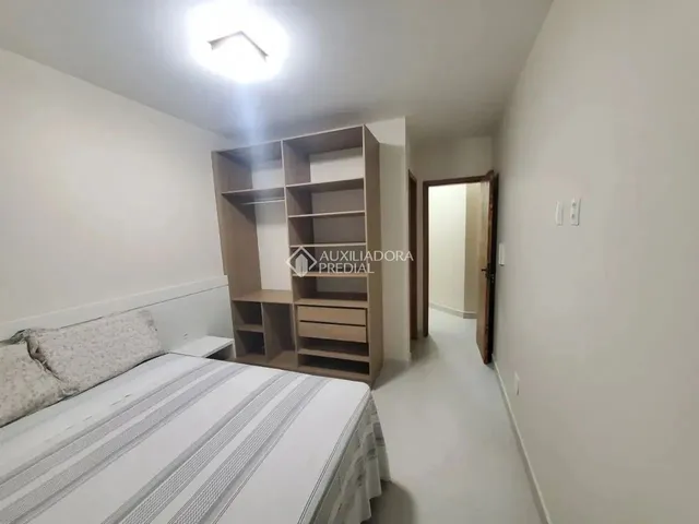 Imagem 2: Imóvel para Venda com 140 Metros Quadrados com 4 Quartos em Ponta das Canas