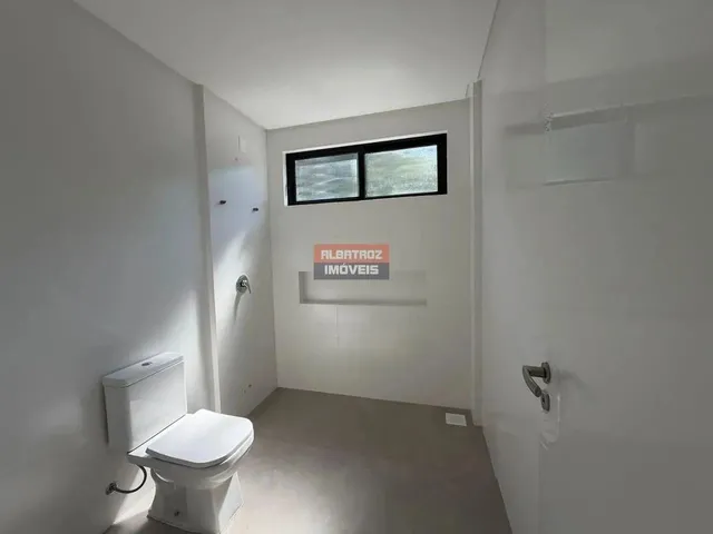 Imagem 13: Casa para Venda em Florianópolis, João Paulo, 3 Dormitórios, 3 Suítes, 4 Banheiros, 2