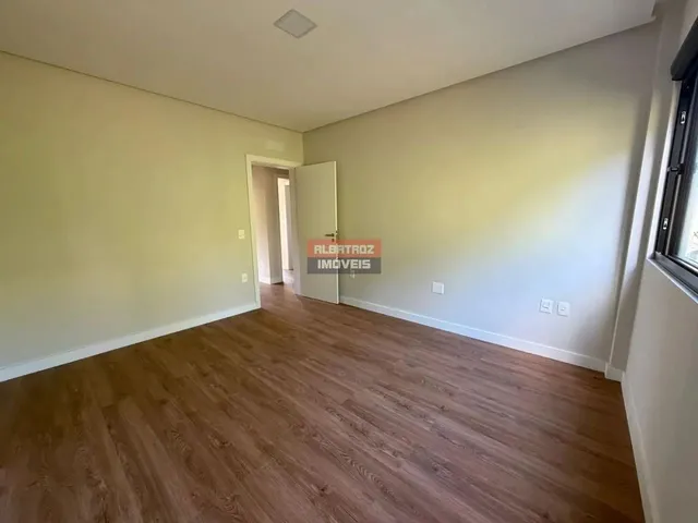 Imagem 5: Casa para Venda em Florianópolis, João Paulo, 3 Dormitórios, 3 Suítes, 4 Banheiros, 2