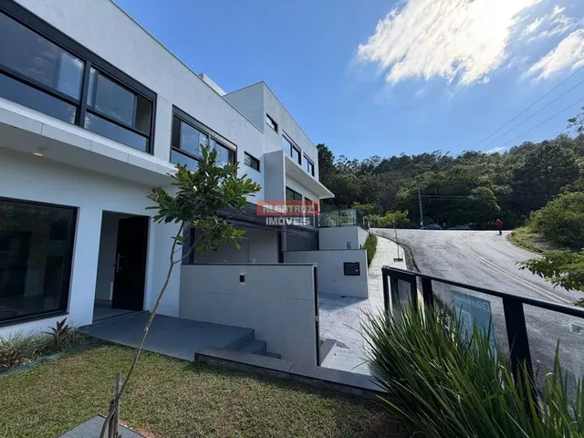 Imagem 14: Casa para Venda em Florianópolis, João Paulo, 3 Dormitórios, 3 Suítes, 4 Banheiros, 2