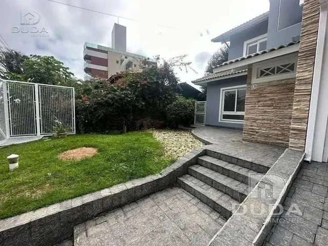 Imagem 2: Casa Excepcional com 4 Dormitórios - João Paulo