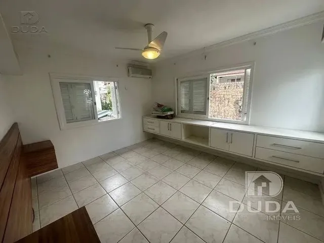 Imagem 5: Casa Excepcional com 4 Dormitórios - João Paulo