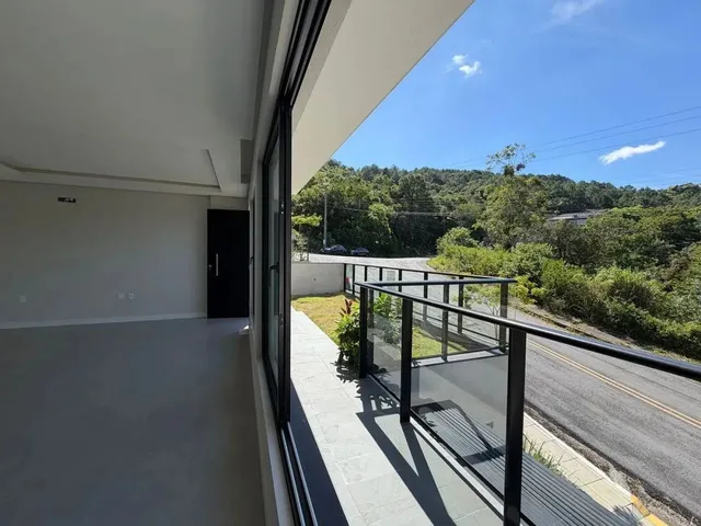 Imagem 9: Casa para Venda em Florianópolis, João Paulo, 3 Dormitórios, 3 Suítes, 4 Banheiros, 2