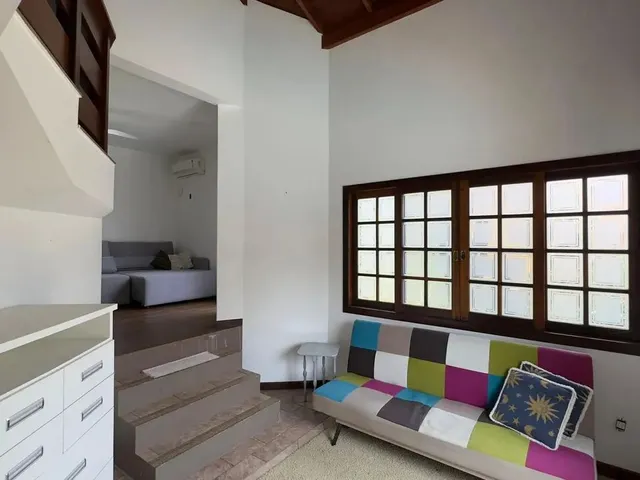 Imagem 5: Casa de 6 Dormitórios em Condomínio Fechado