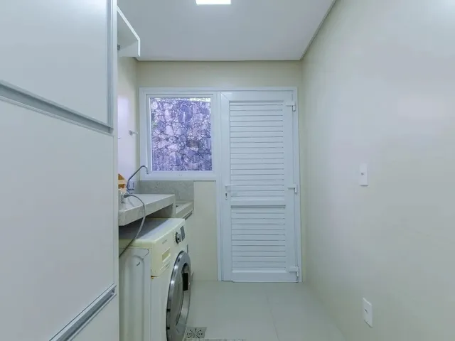 Imagem 8: Casa em Condominio 5 Dormitórios