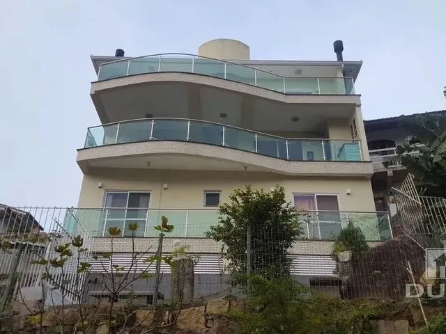 Imagem: Casa 4 Dormitórios Vista Mar Florianópolis