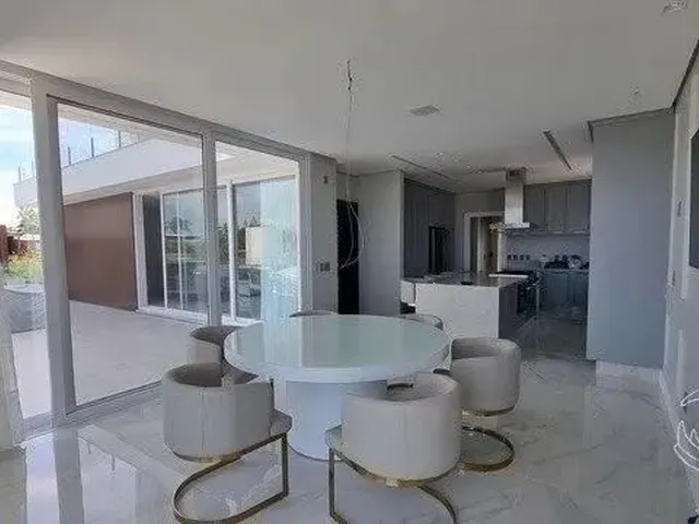 Imagem 11: Casa para Venda em Florianópolis, Cacupé, 4 Dormitórios, 3 Suítes, 6 Banheiros, 4